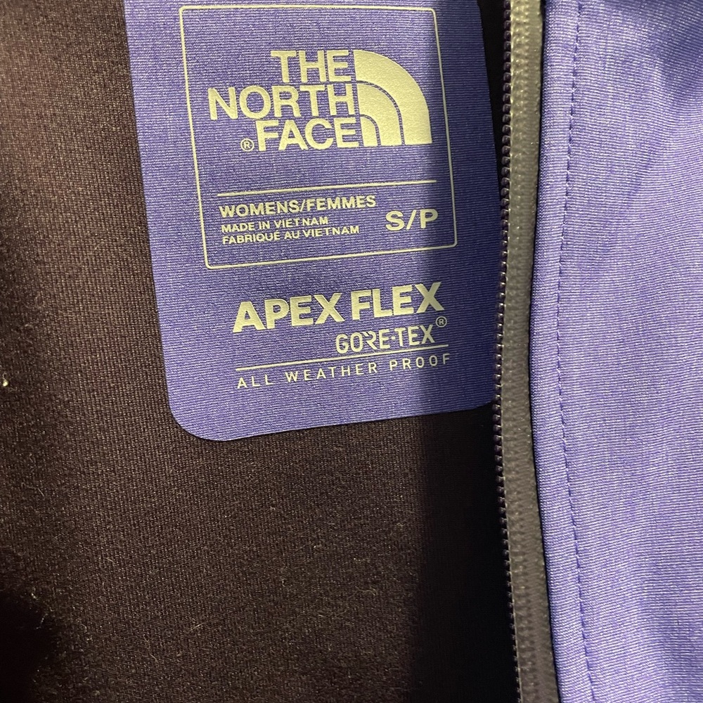 North face - Picture 6 of 6